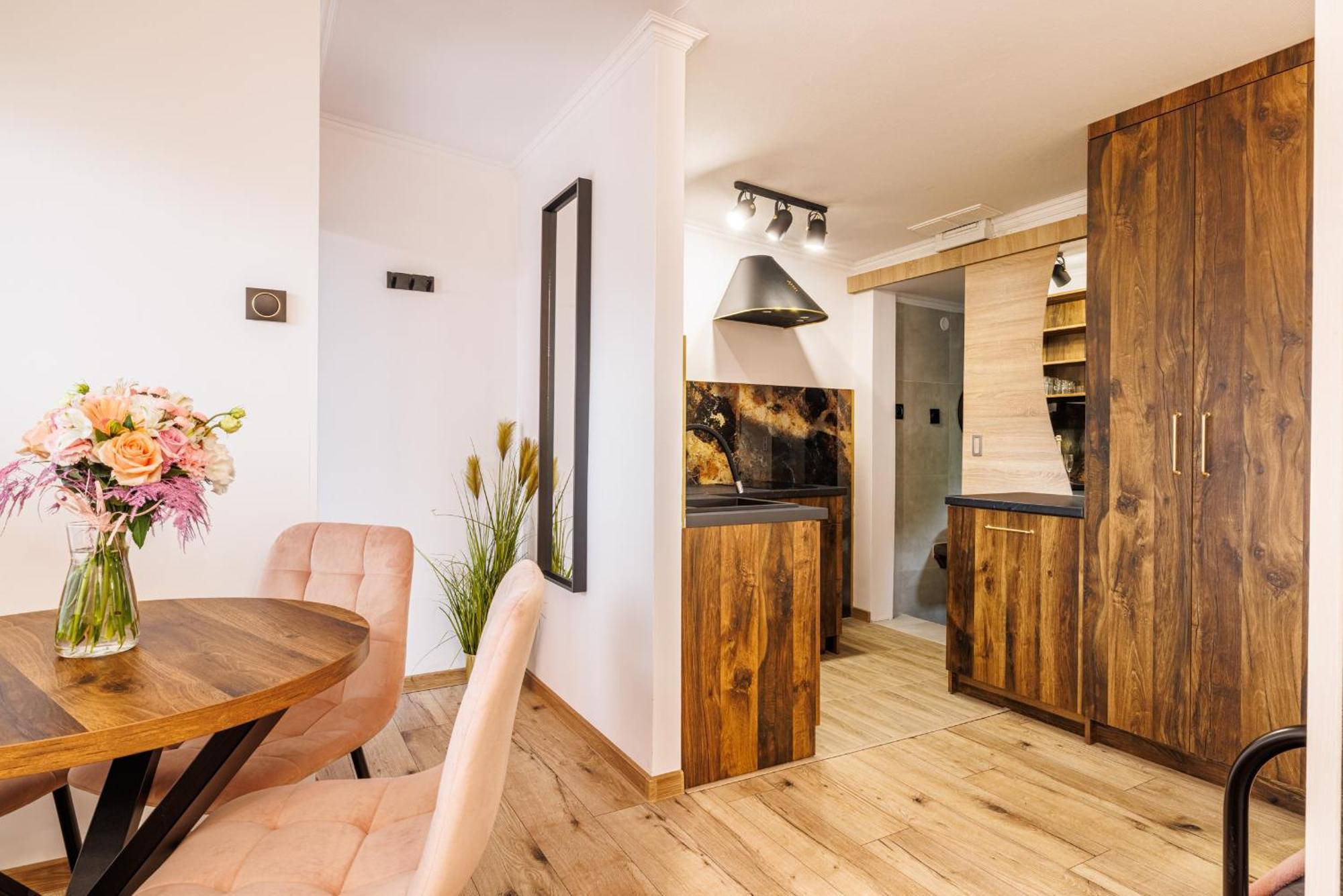 Dom Goscinny Marta - Pokoje, Apartamenty, Domki Krynica Morska Zimmer foto